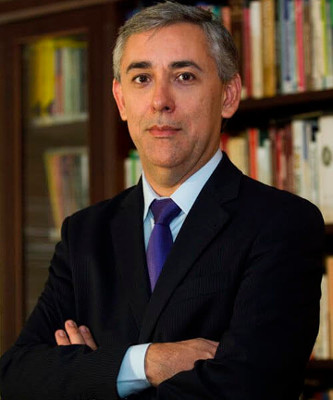 Adacir Reis - Instituto San Tiago Dantas
