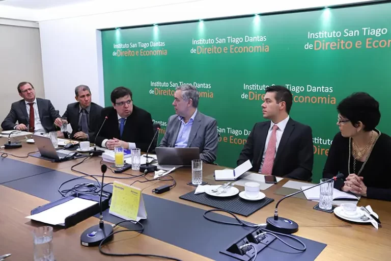 Instituto San Tiago Dantas discute os desafios da recuperação de crédito
